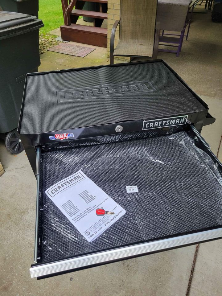 26.5-in W x 34-in H 5-Drawer Steel Rolling Tool Cabinet P504