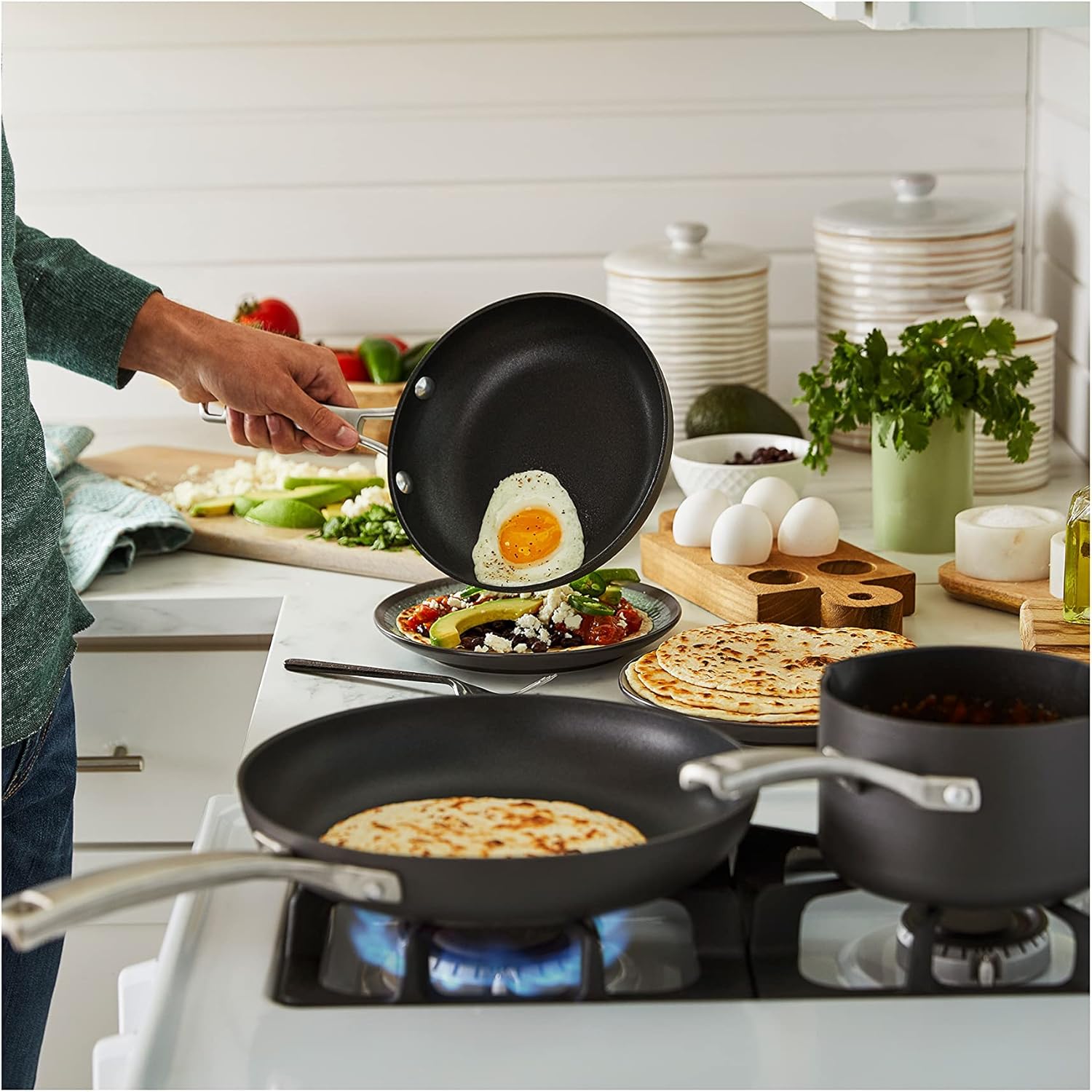 Calphalon Classic Hard-Anodized Nonstick Cookware Y489490