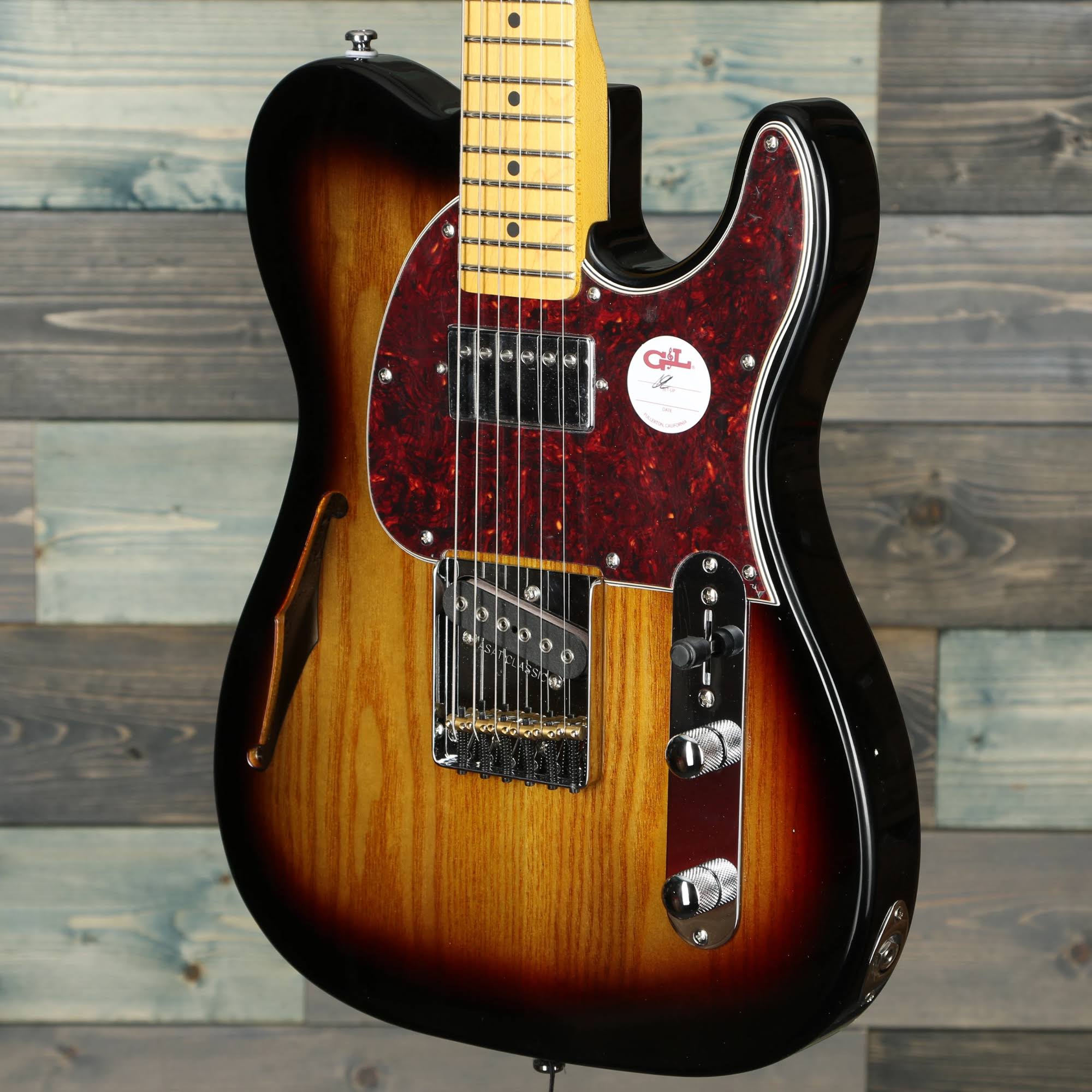 3-Tone Sunburst Semi-Hollow Electric Guitar R129913