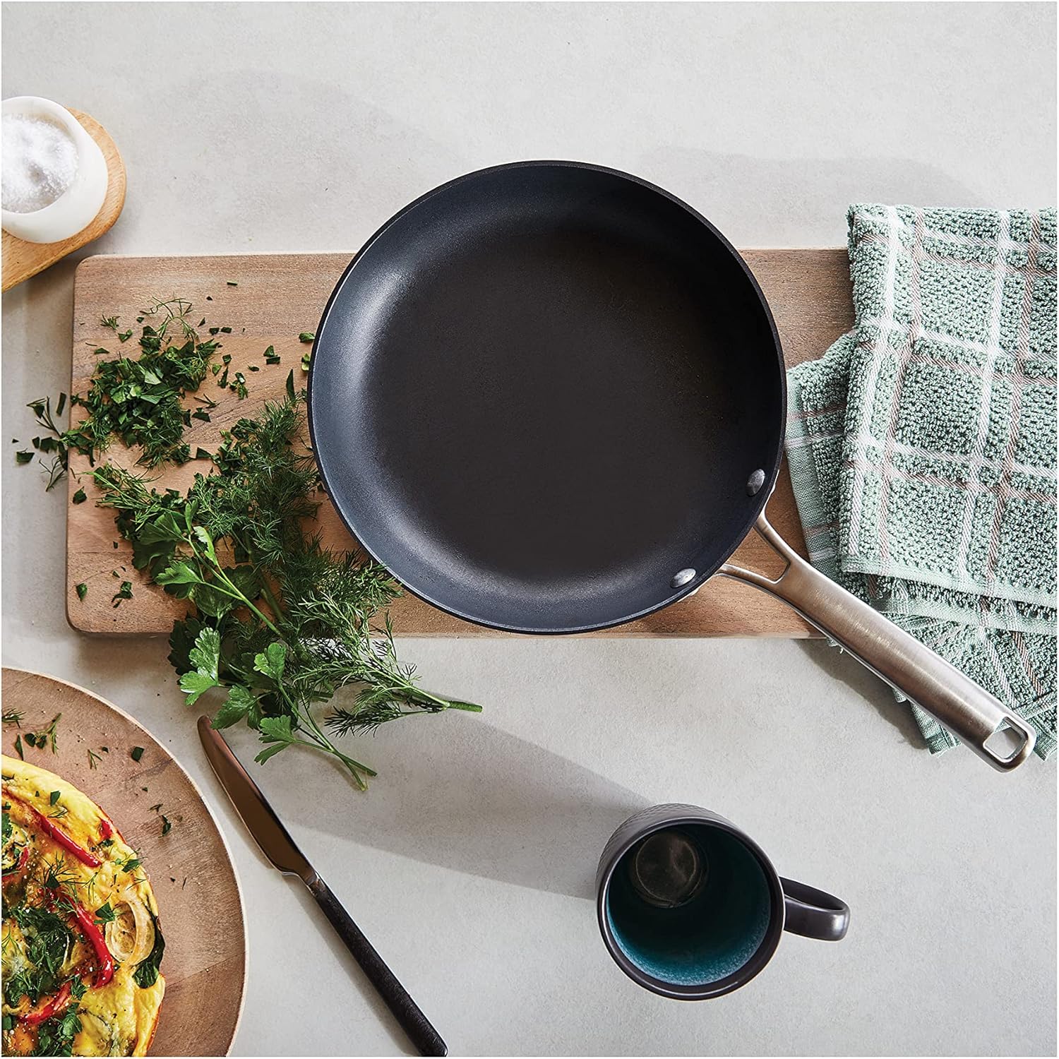 Calphalon Classic Hard-Anodized Nonstick Cookware Y489490