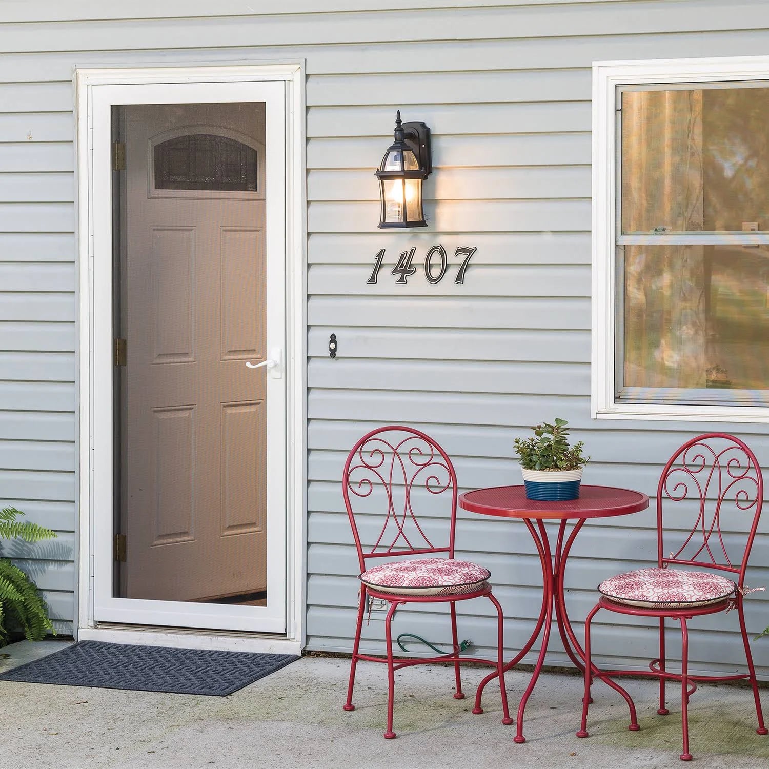 Aluminum White Full-view Reversible Storm Door Z473