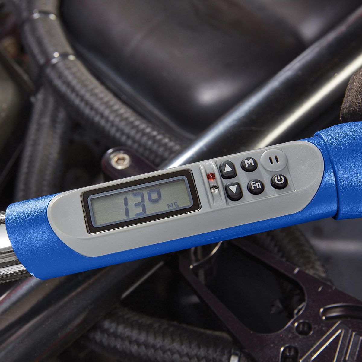 3/8 in. Drive 5 to 100 ft-lb Digital Angle Torque Wrench R109518