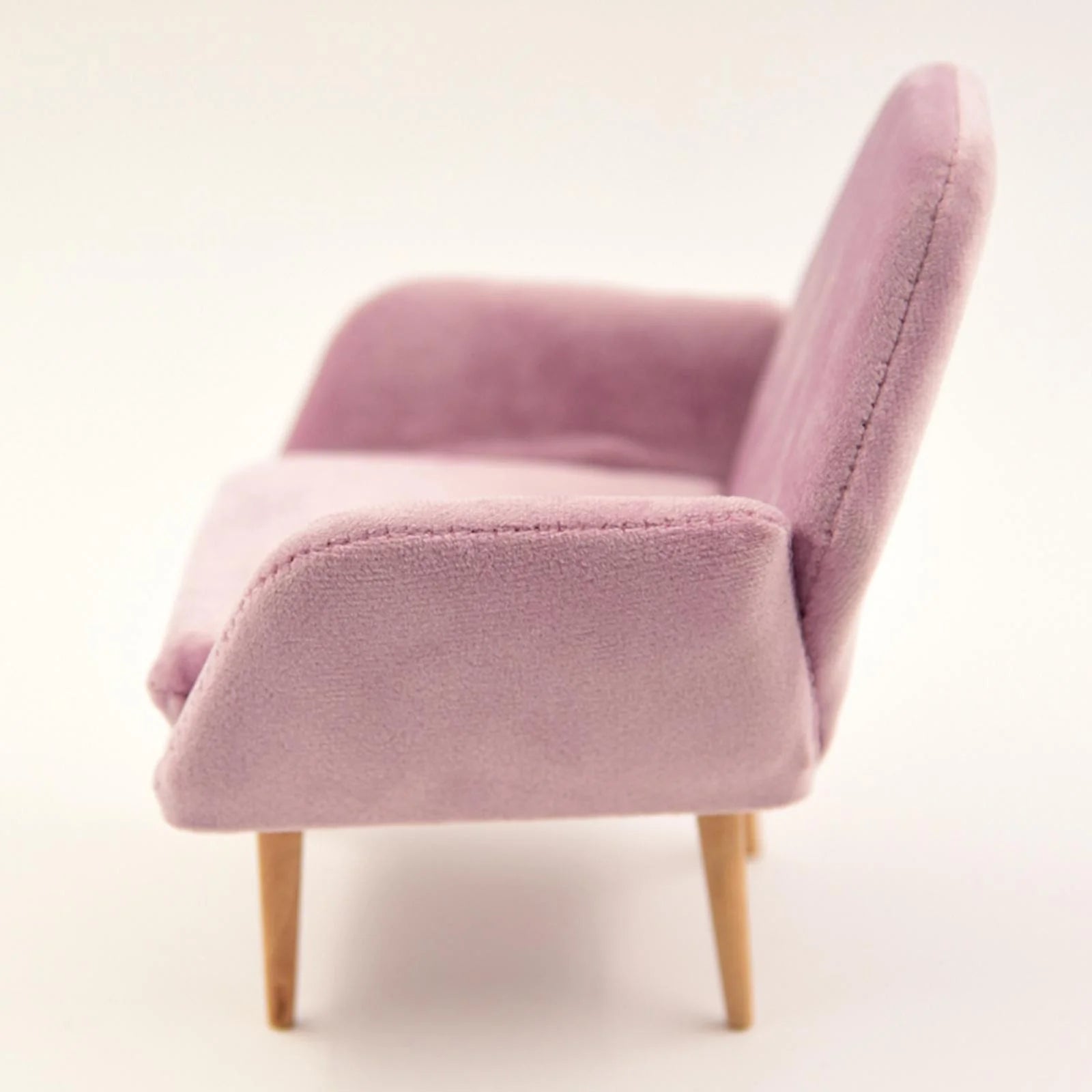 Pink Single Sofa Dollhouse Furniture 14.5x13x10.5cm Z76066