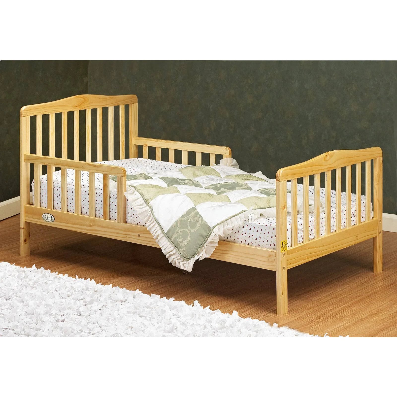 Solid Wood Toddler Bed (Natural) Z411
