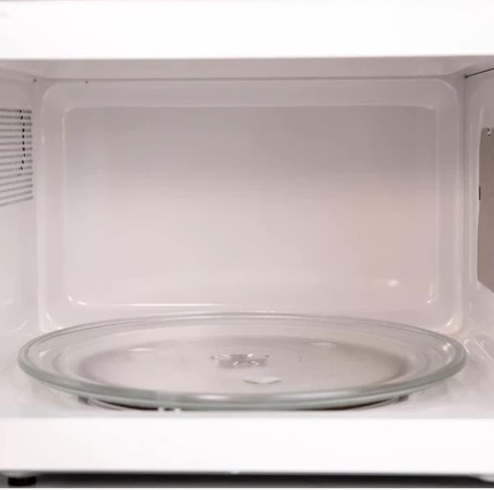 White 1.1 Cubic Foot Microwave Oven L26222