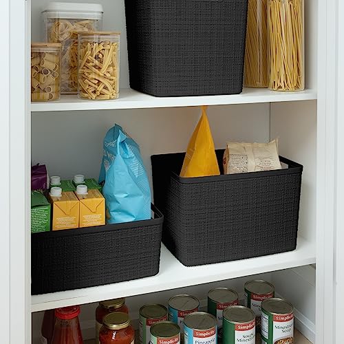 Set of 4 White Plastic Decorative Storage Baskets Q691
