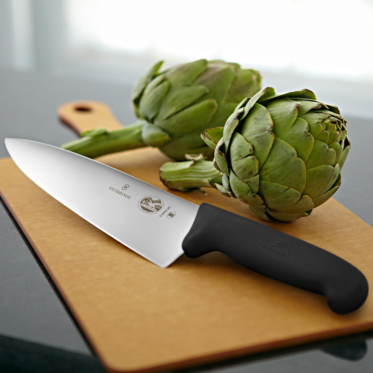 Black 8 in Straight Chef's Knife G72114