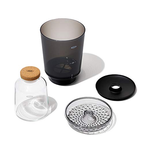 Compact Cold Brew Coffee Maker, Black N179