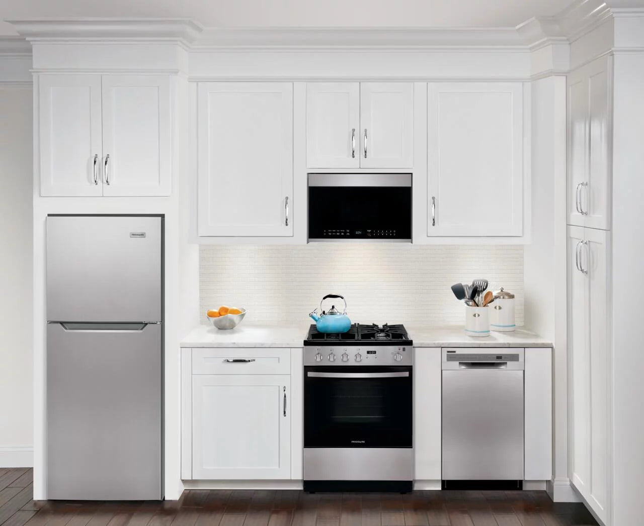 24'' Front Control Freestanding Gas Range E783