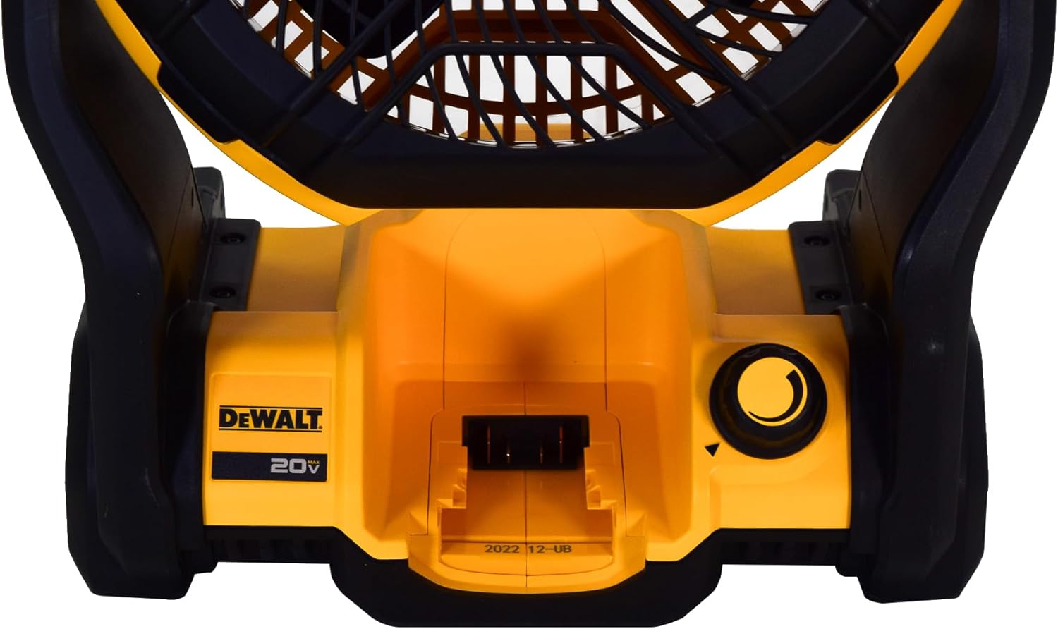 11" Cordless Jobsite Fan Kit with Battery and Charger X6839