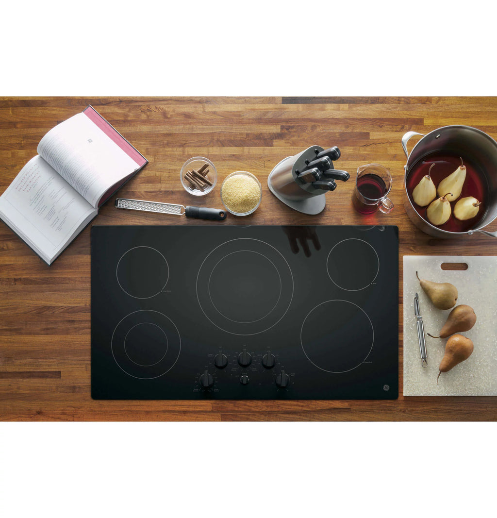 36" Built-In Electric Cooktop Black-on-Black R441107